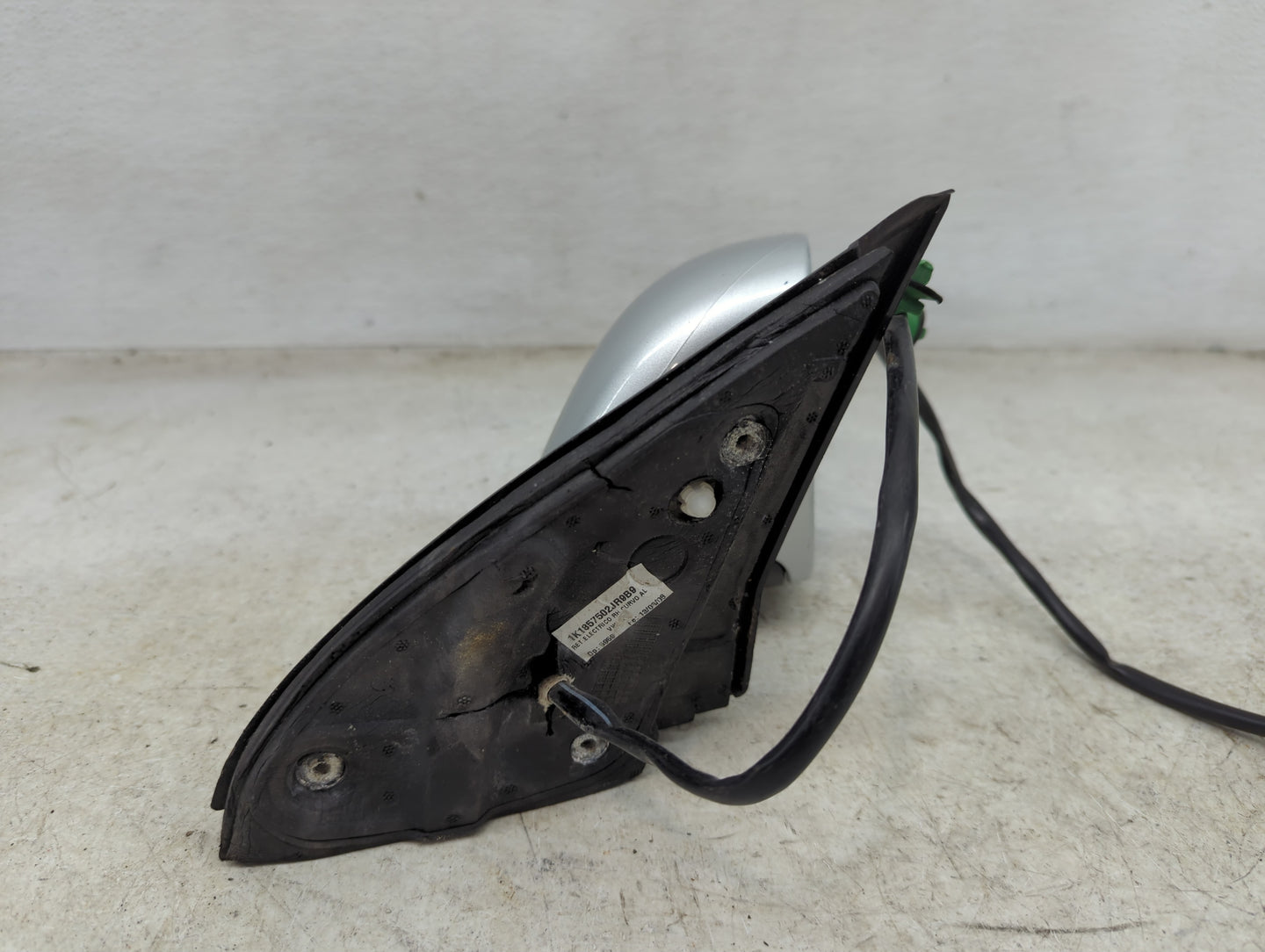 2009-2014 Volkswagen Jetta Passenger Side View Mirror - Right Door Mirror OEM Used - Oemusedautoparts1.com