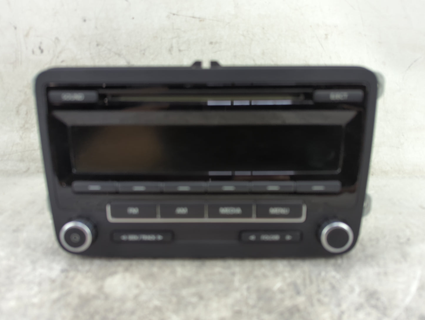 2011-2014 Volkswagen Jetta Radio AM FM Cd Player Receiver Replacement P/N:1K0035164D 28305128 Fits OEM Used Auto Parts - Oem
