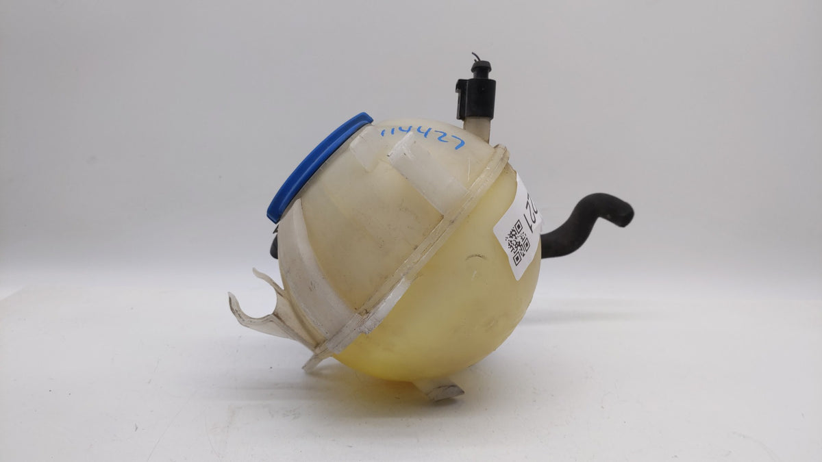 2005 Volkswagen Jetta Radiator Coolant Overflow Expansion Tank Bottle 304221 - Oemusedautoparts1.com