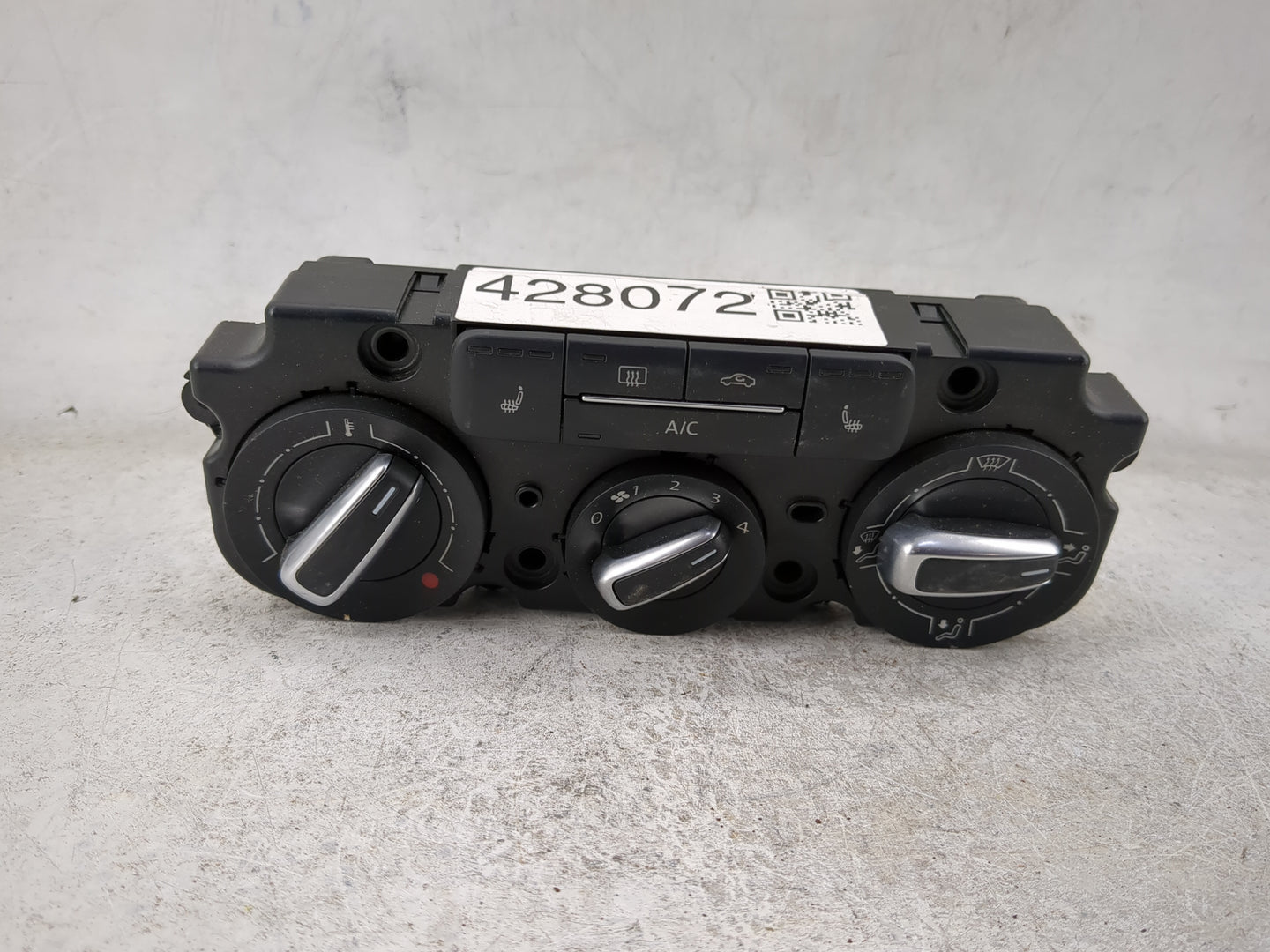 2011-2014 Volkswagen Jetta Climate Control Module Temperature AC/Heater Replacement P/N:5C0820047BA 90151-907/0000 Fits OEM 
