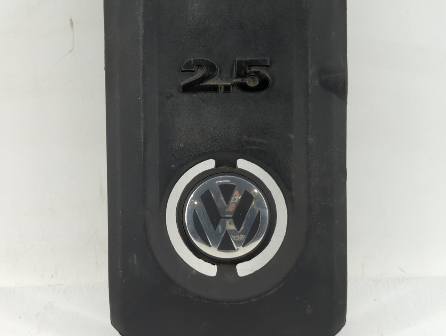 2011 Volkswagen Jetta Engine Cover - Oemusedautoparts1.com