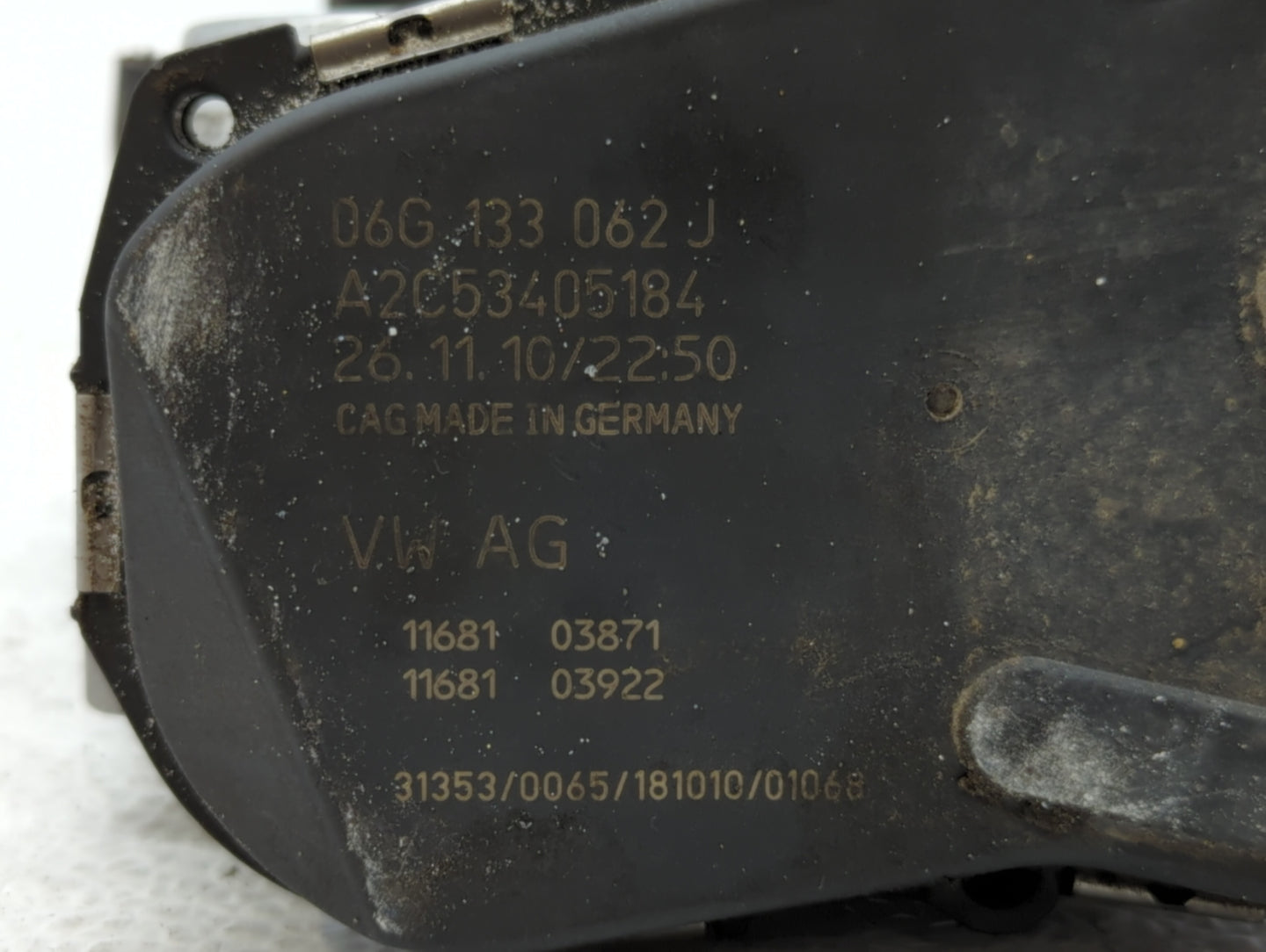 2011-2016 Volkswagen Jetta Throttle Body P/N:06G 133 062J Fits Fits 2011 2012 2013 2014 2015 2016 OEM Used Auto Parts - Oemu