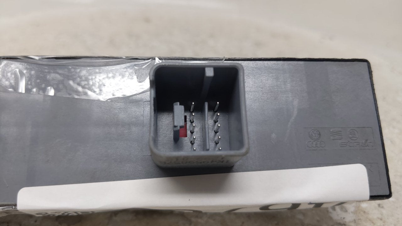2005-2018 Volkswagen Jetta Master Power Window Switch Replacement Driver Side Left P/N:3C1867171B 1K4 959 857 B Fits OEM Use