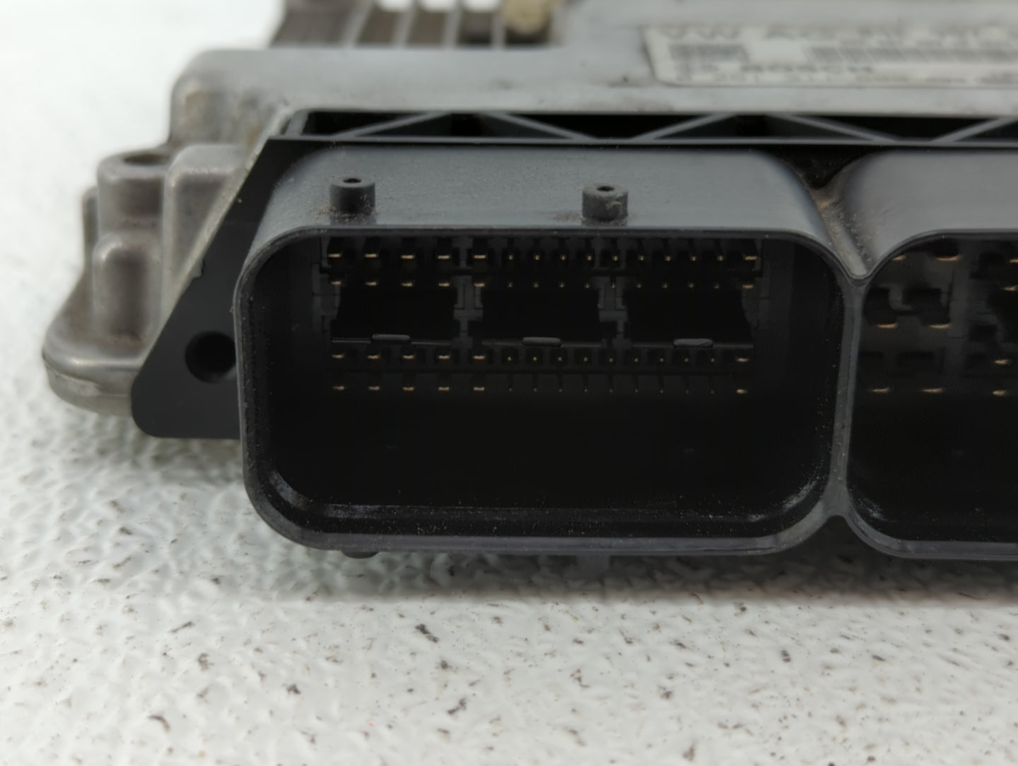 2016-2017 Volkswagen Jetta PCM Engine Control Computer ECU ECM PCU OEM P/N:04E 907 309 B 04E 907 309 AP Fits Fits 2016 2017 