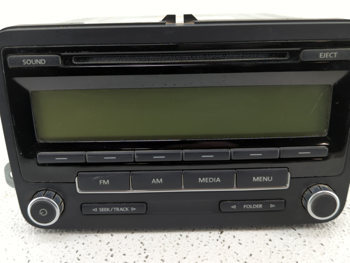 2011-2014 Volkswagen Jetta Am Fm Cd Player Radio Receiver - Oemusedautoparts1.com