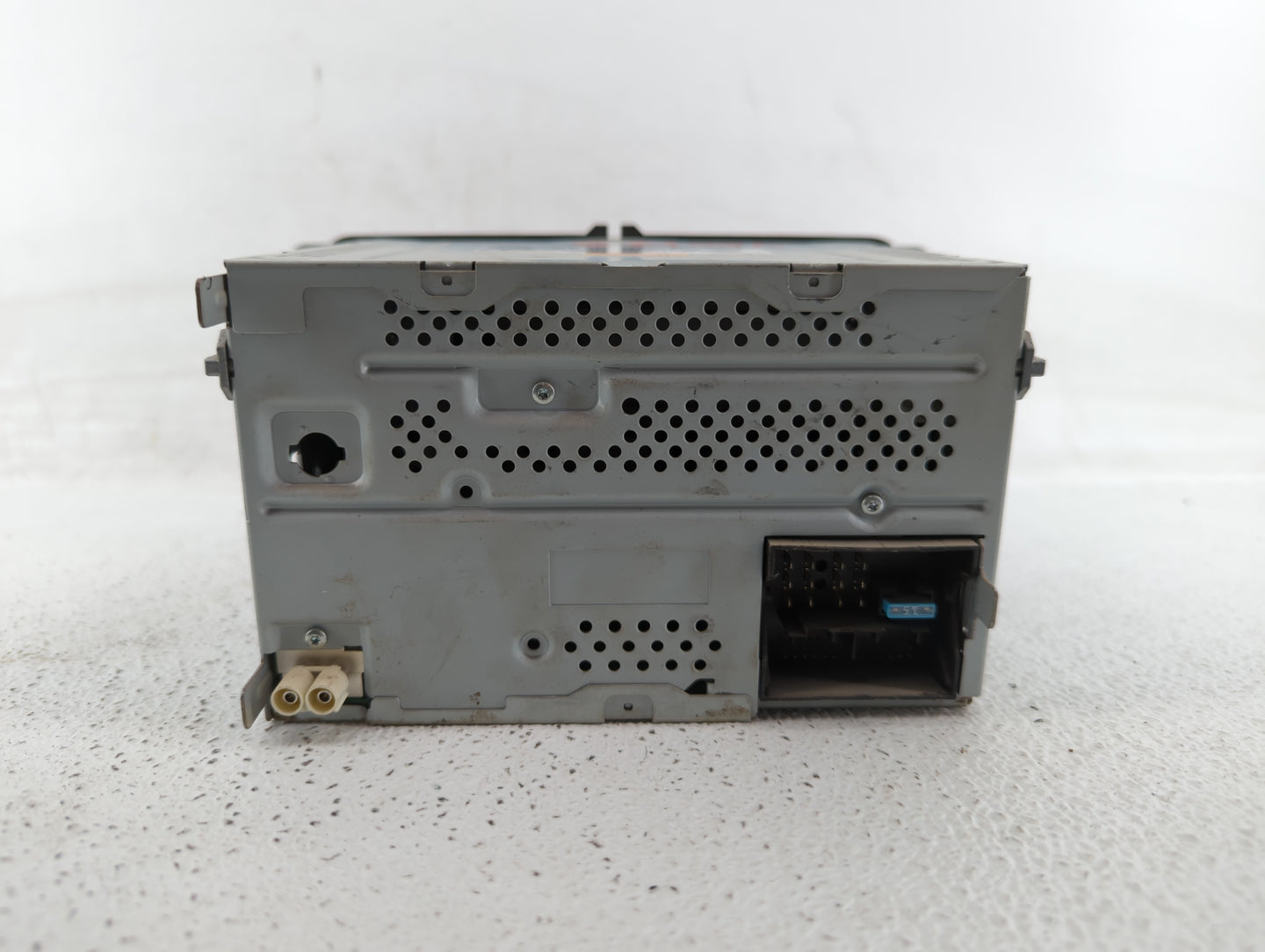 2011-2014 Volkswagen Jetta Am Fm Cd Player Radio Receiver - Oemusedautoparts1.com