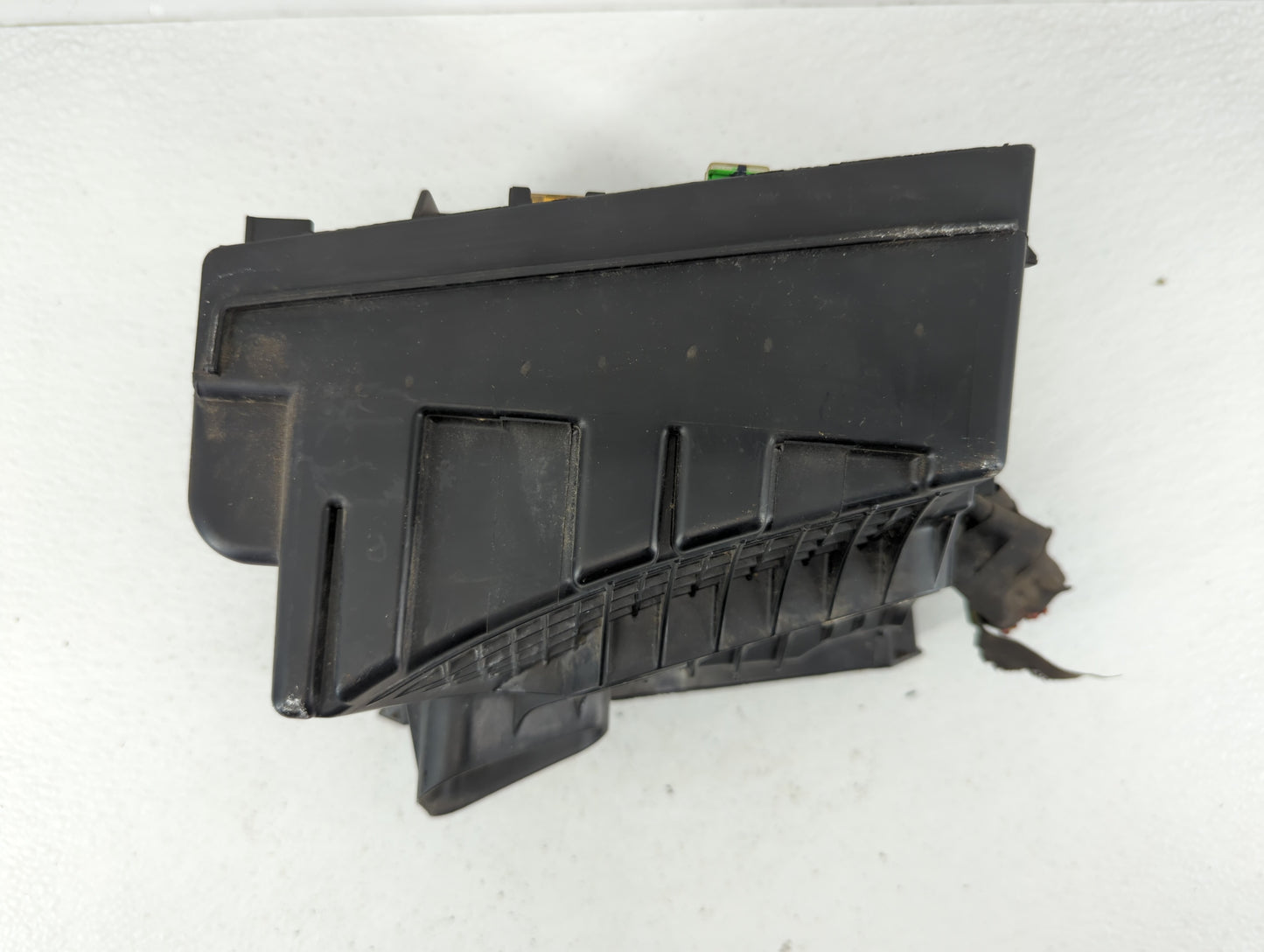 2010-2014 Volkswagen Jetta Fusebox Fuse Box Panel Relay Module P/N:5C0 937 132 A Fits OEM Used Auto Parts - Oemusedautoparts