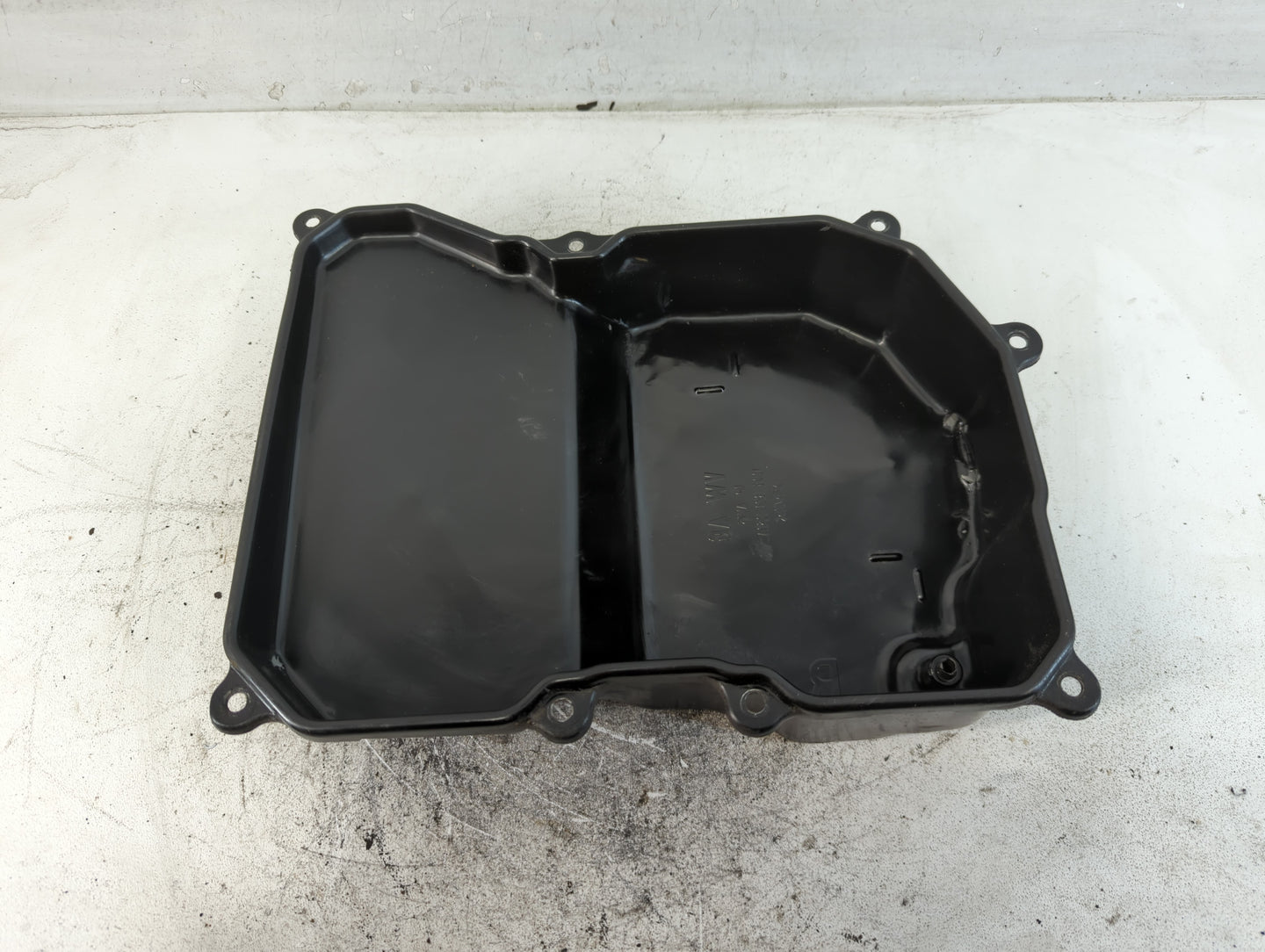 2005-2014 Volkswagen Jetta Engine Oil Pan P/N:09G 321 361A Fits Fits 2005 2006 2007 2008 2009 2010 2011 2012 2013 2014 OEM U