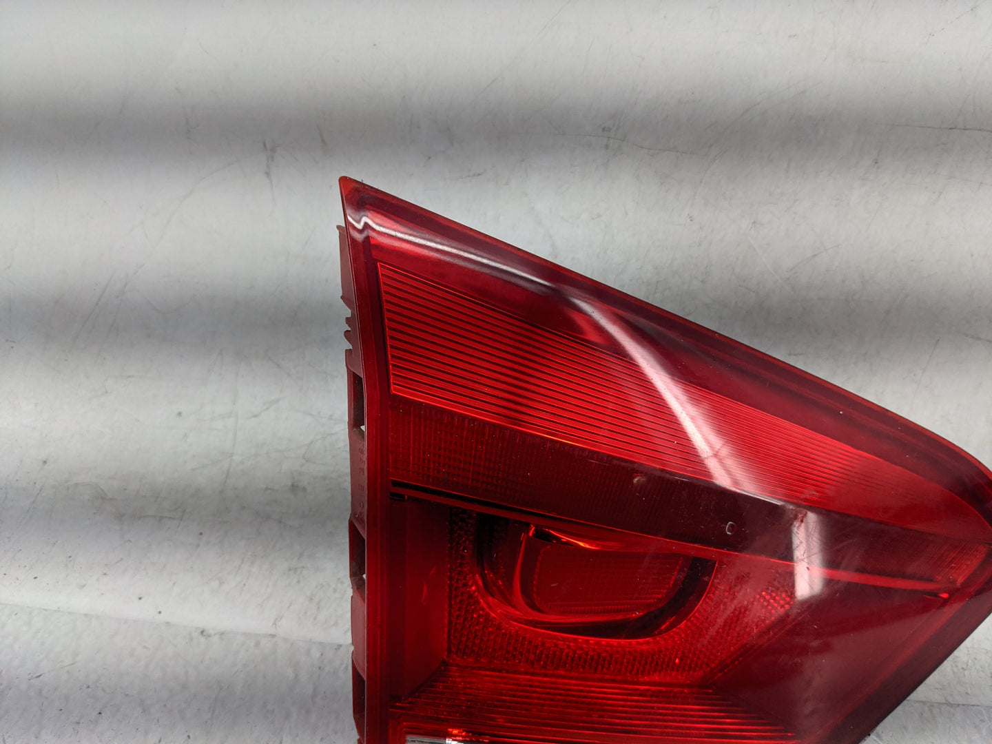 2011 Volkswagen Passat Tail Light Assembly Passenger Right OEM Fits OEM Used Auto Parts - Oemusedautoparts1.com