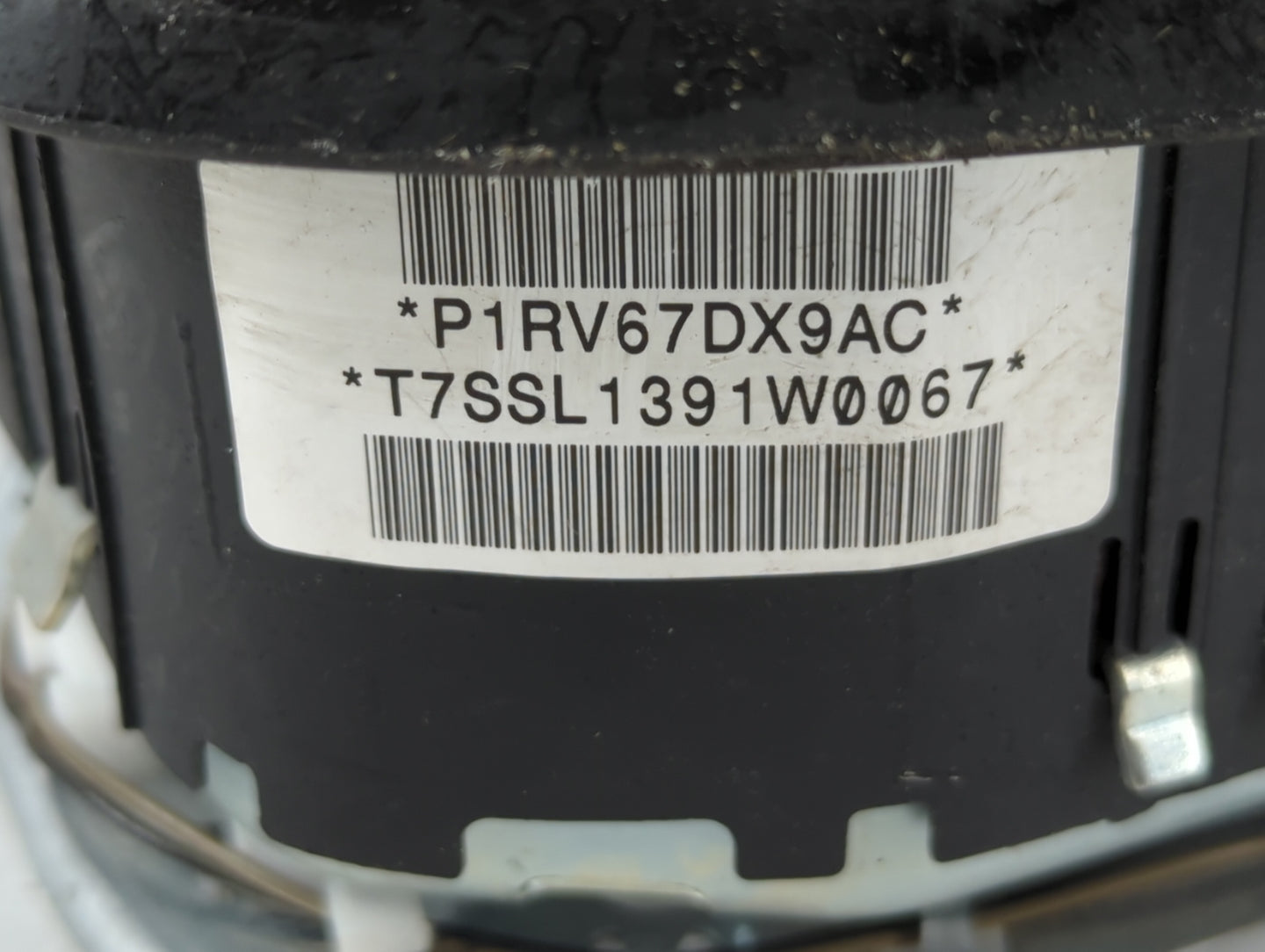 2011-2014 Volkswagen Routan Air Bag Driver Left Steering Wheel Mounted P/N:P1RV67DX9AC Fits Fits 2011 2012 2013 2014 OEM Use