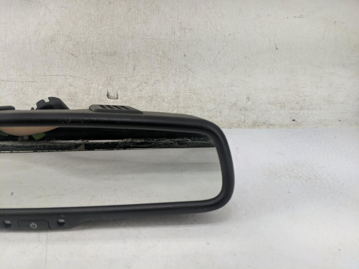 2009-2013 Volkswagen Routan Interior Rear View Mirror Replacement OEM Fits Fits 2009 2010 2011 2012 2013 OEM Used Auto Parts