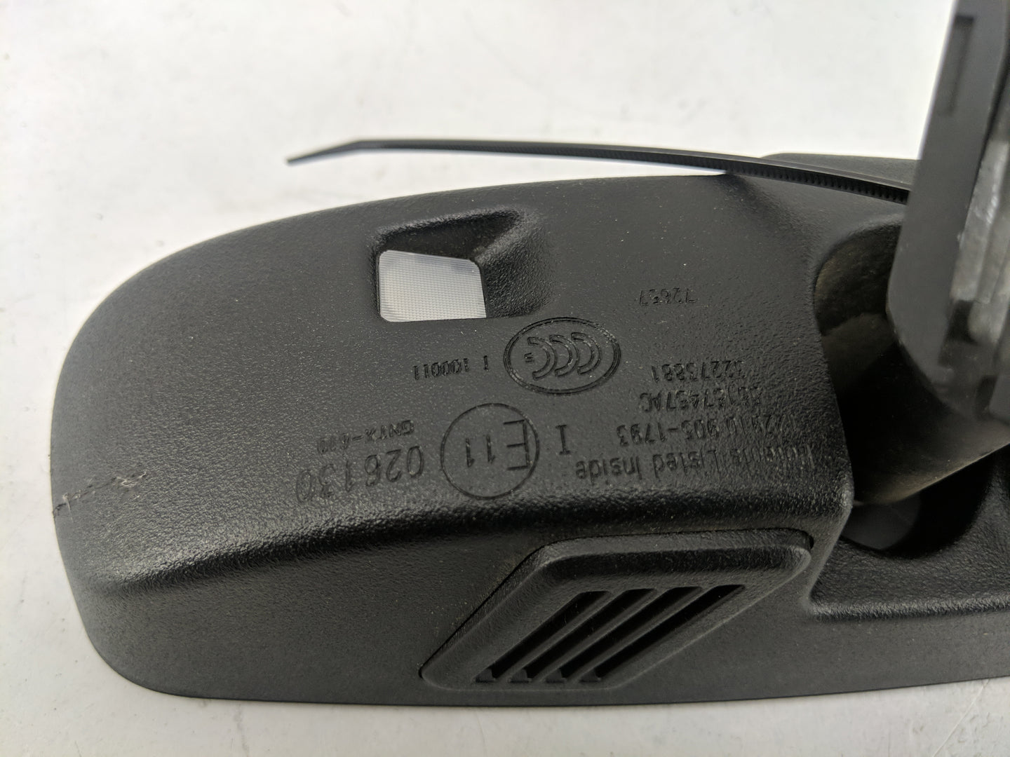 2009-2013 Volkswagen Routan Interior Rear View Mirror Replacement OEM Fits Fits 2009 2010 2011 2012 2013 OEM Used Auto Parts