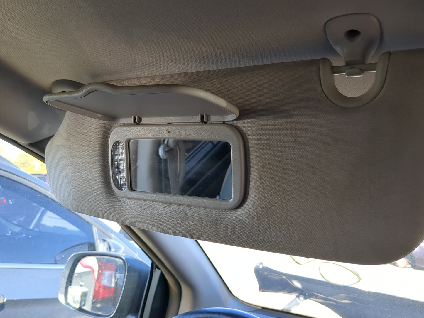 2009-2014 Volkswagen Routan Sun Visor Shade Replacement Driver Left Mirror Fits Fits 2009 2010 2011 2012 2013 2014 OEM Used 