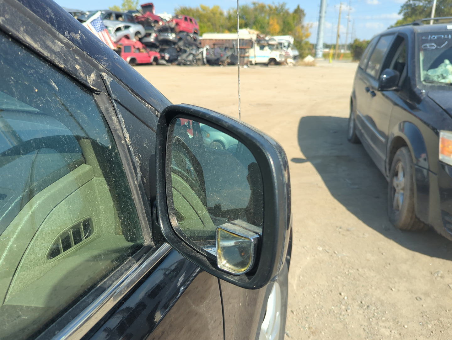 2009-2014 Volkswagen Routan Side Mirror Replacement Passenger Right View Door Mirror Fits Fits 2009 2010 2011 2012 2013 2014