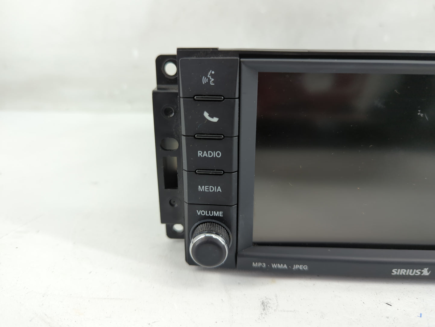 2011 Volkswagen Routan Radio AM FM Cd Player Receiver Replacement P/N:P05064843AG Fits OEM Used Auto Parts - Oemusedautopart