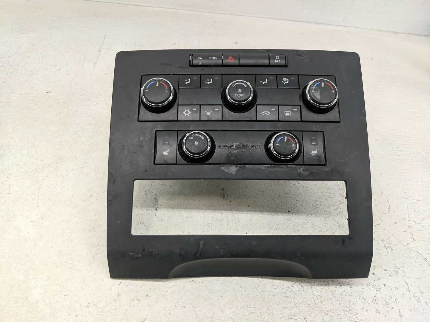 2009-2014 Volkswagen Routan Climate Control Module Temperature AC/Heater Replacement P/N:P55111869AH A Fits OEM Used Auto Pa