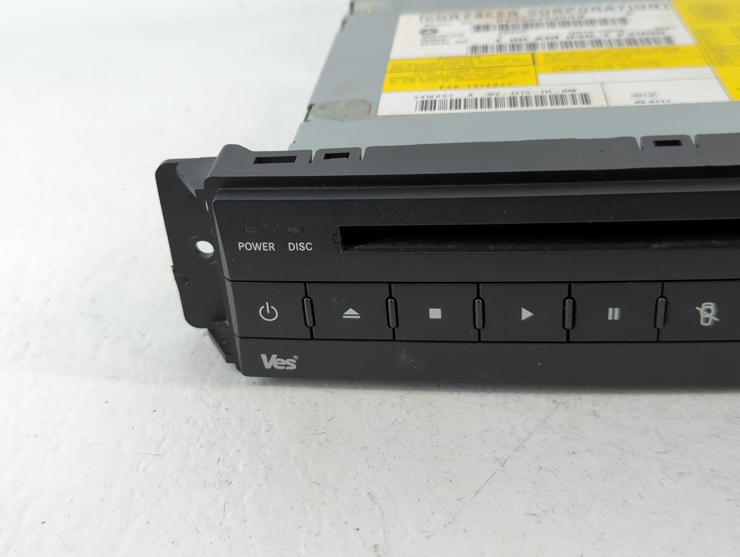 2009-2014 Volkswagen Routan Am Fm Cd Player Radio Receiver - Oemusedautoparts1.com