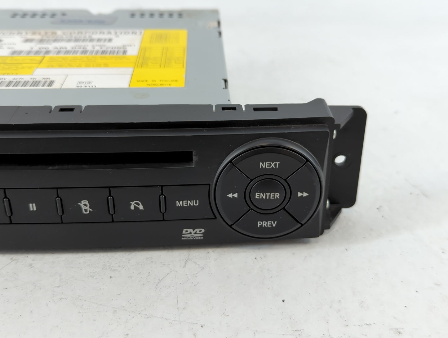 2009-2014 Volkswagen Routan Am Fm Cd Player Radio Receiver - Oemusedautoparts1.com