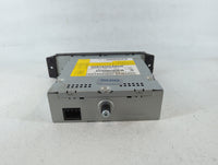 2009-2014 Volkswagen Routan Am Fm Cd Player Radio Receiver - Oemusedautoparts1.com