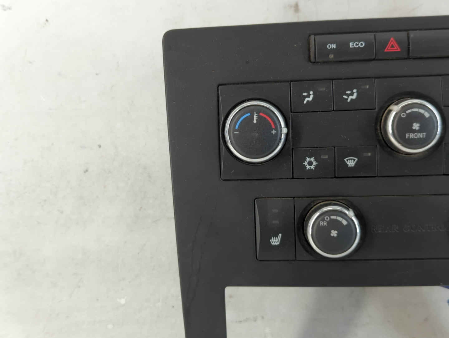 2009-2011 Volkswagen Routan Climate Control Module Temperature AC/Heater Replacement P/N:P55111869AH Fits Fits 2009 2010 201