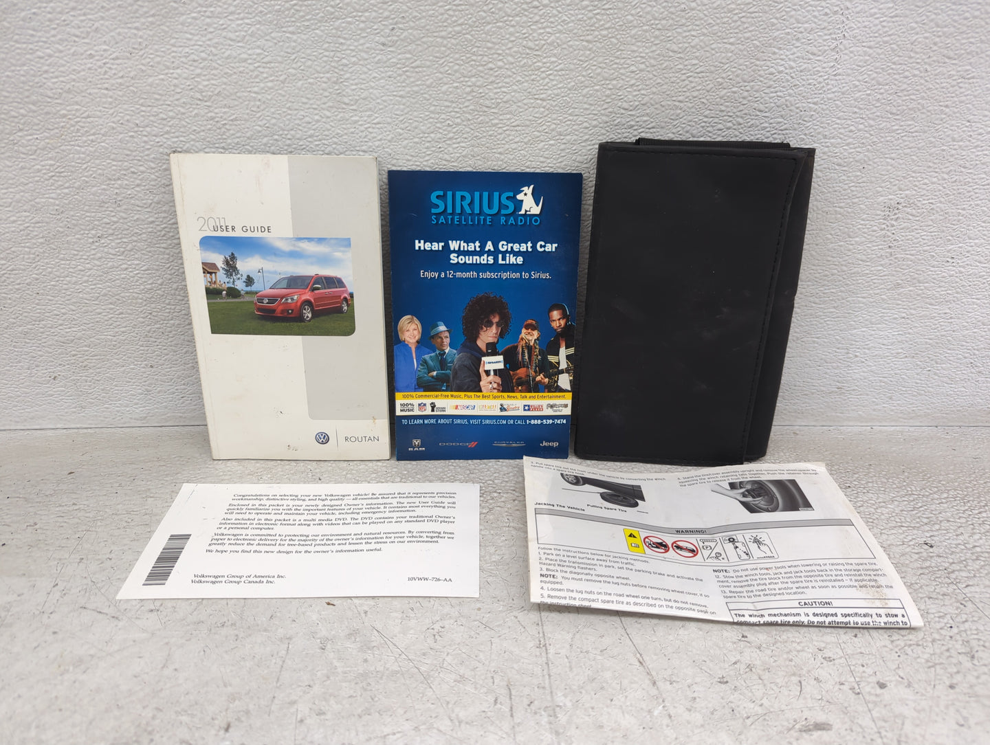 2011 Volkswagen Routan Owners Manual Book Guide OEM Used Auto Parts - Oemusedautoparts1.com