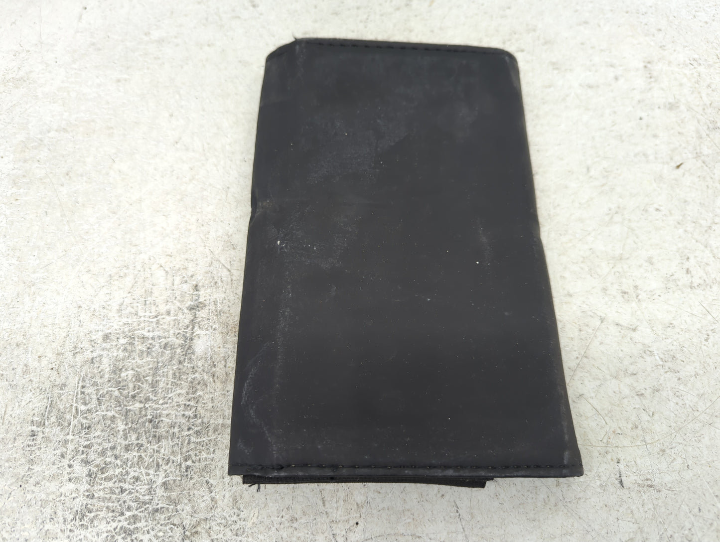 2011 Volkswagen Routan Owners Manual Book Guide OEM Used Auto Parts - Oemusedautoparts1.com