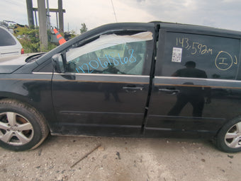 compare product 2009-2014 Volkswagen Routan Driver Front Door Oem 941347