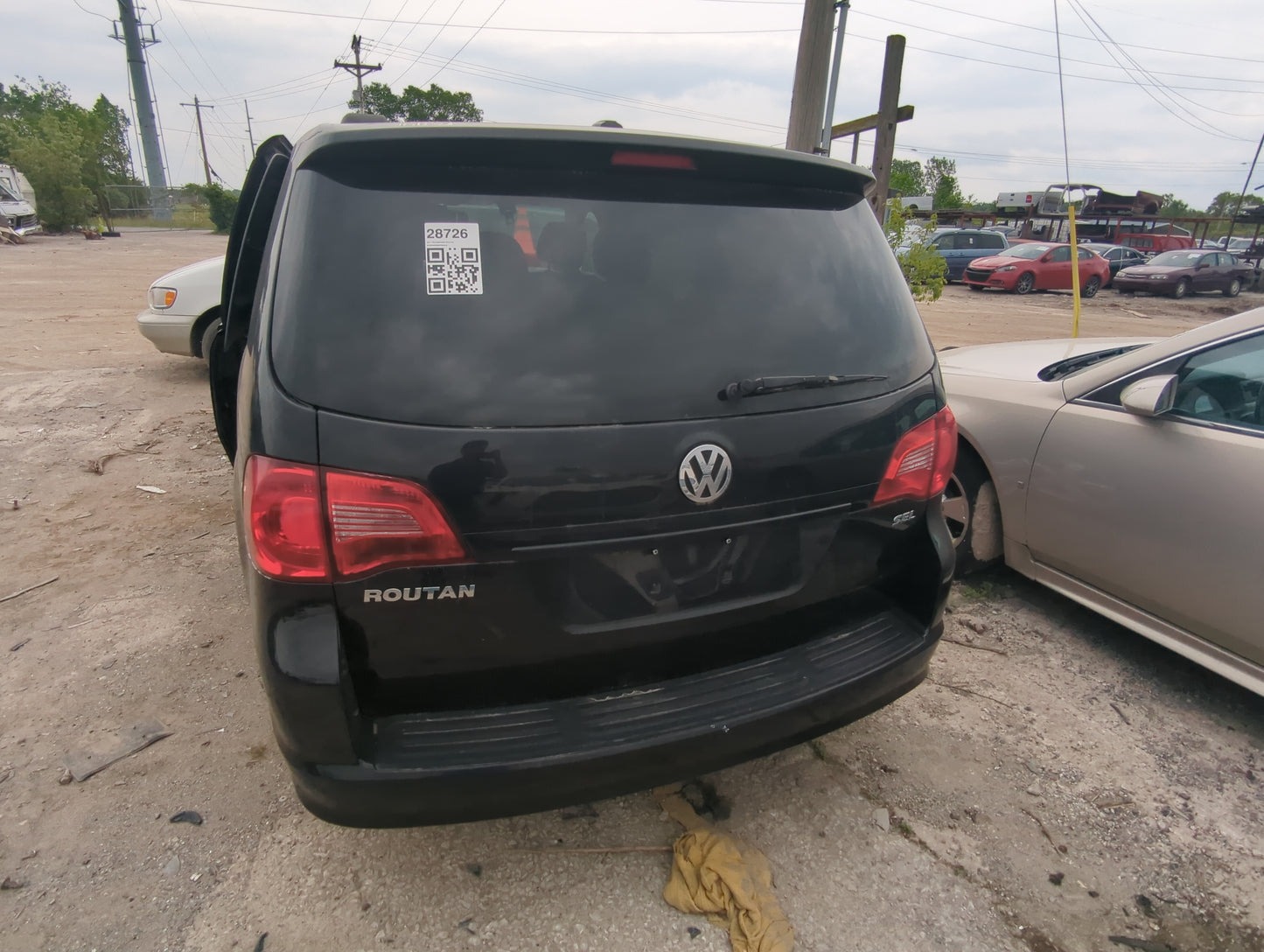 2009-2014 Volkswagen Routan Trunk/decklid/hatch/tailgate Oem - Oemusedautoparts1.com