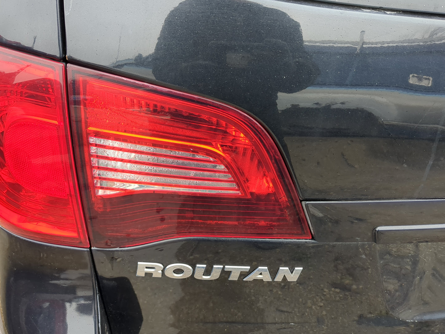 Tail Lights 2011 VOLKSWAGEN ROUTAN - Oemusedautoparts1.com