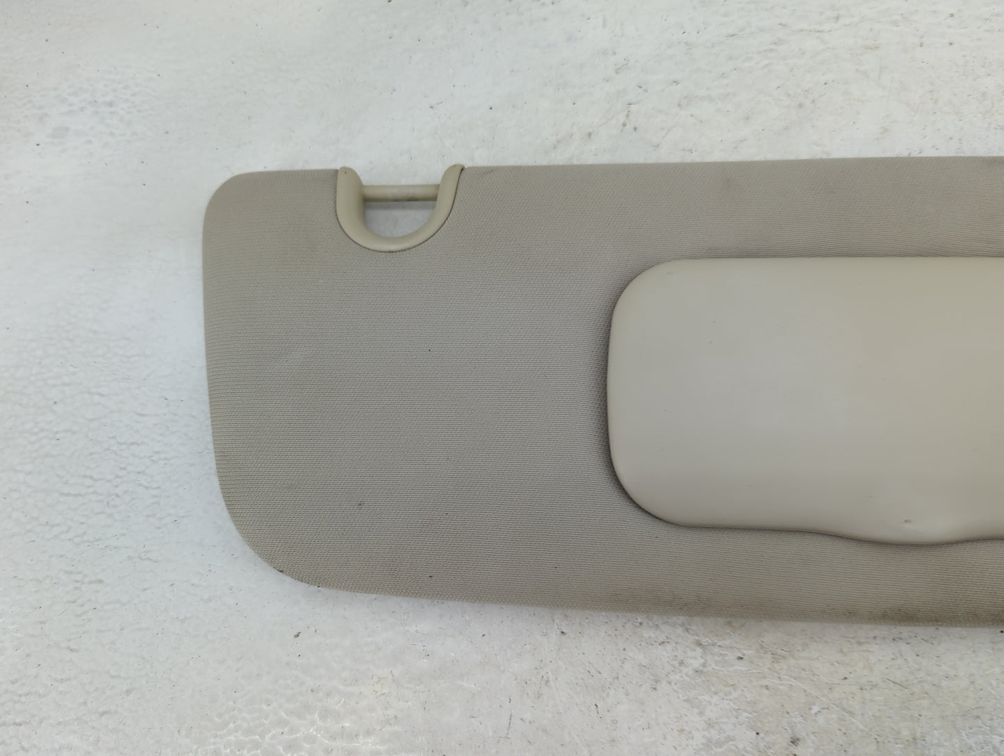 2009-2014 Volkswagen Routan Sun Visor Shade Replacement Passenger Right Mirror Fits Fits 2009 2010 2011 2012 2013 2014 OEM U