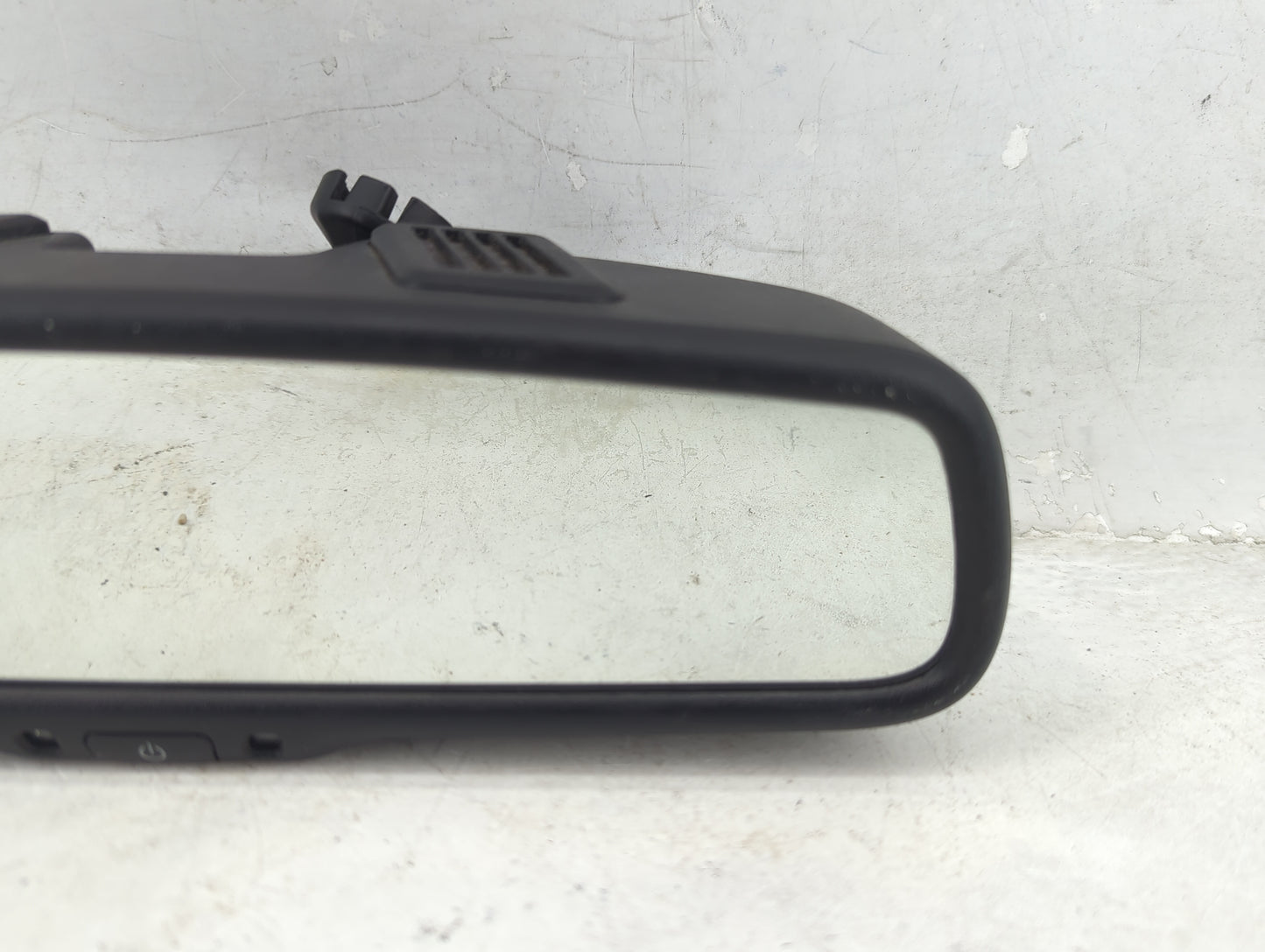 2009-2013 Volkswagen Routan Interior Rear View Mirror Replacement OEM Fits Fits 2009 2010 2011 2012 2013 OEM Used Auto Parts