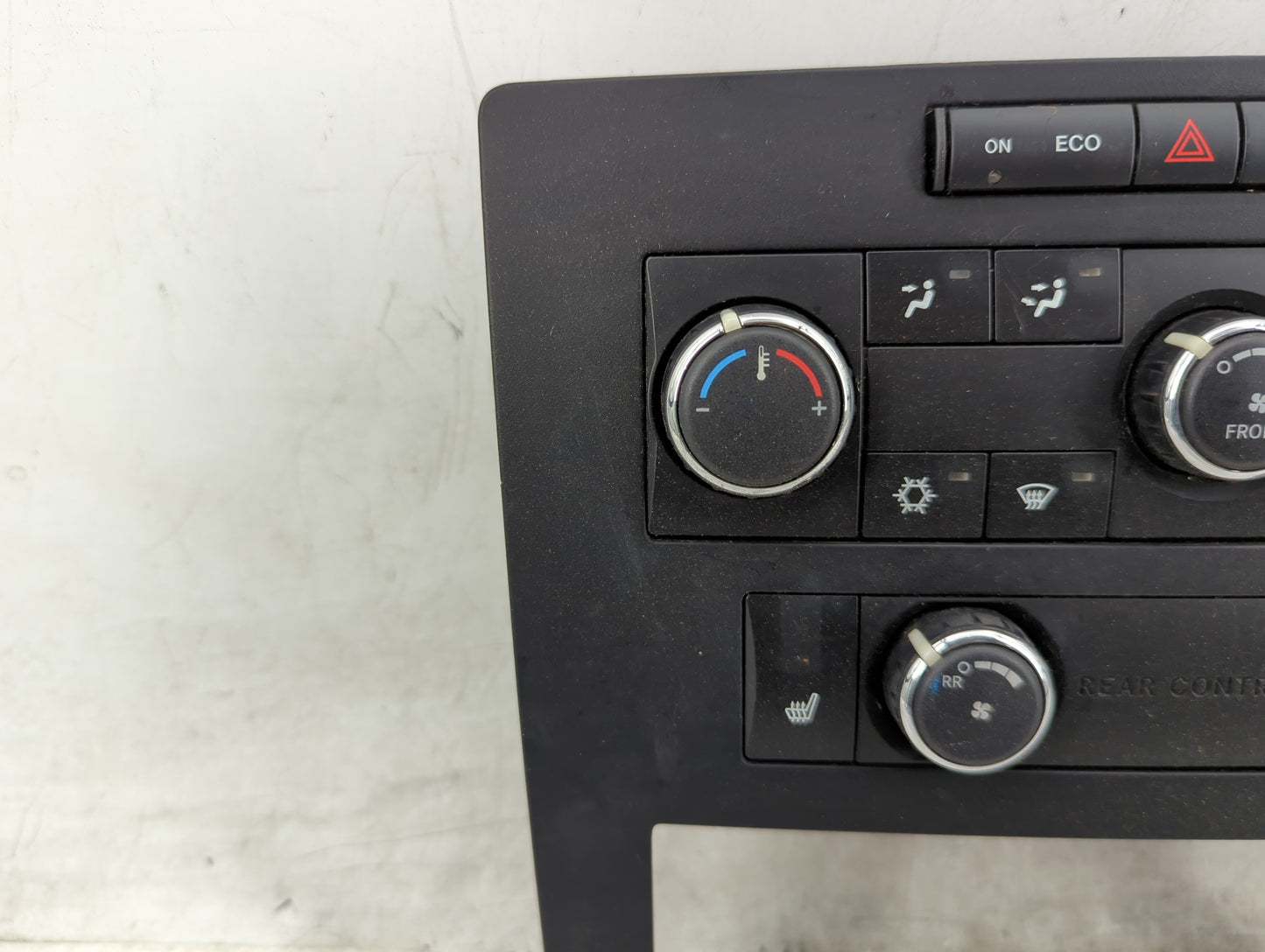 2011 Volkswagen Routan Climate Control Module Temperature AC/Heater Replacement P/N:P55111869AH Fits Fits 2009 2010 OEM Used