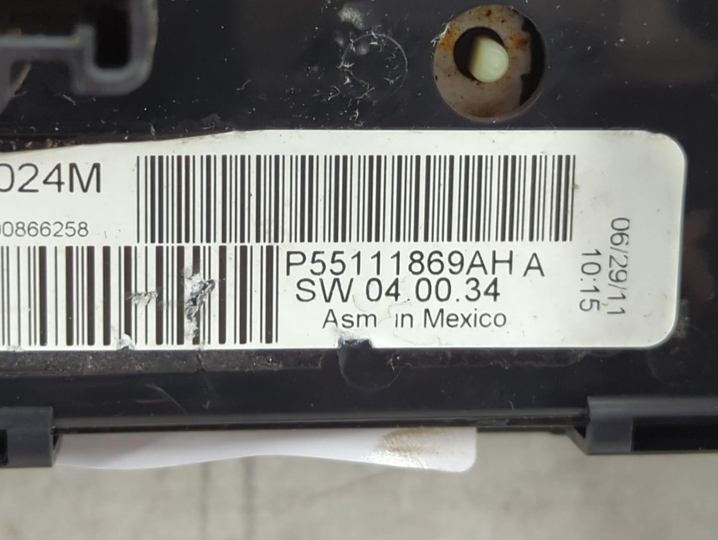 2011 Volkswagen Routan Climate Control Module Temperature AC/Heater Replacement P/N:P55111869AH Fits Fits 2009 2010 OEM Used