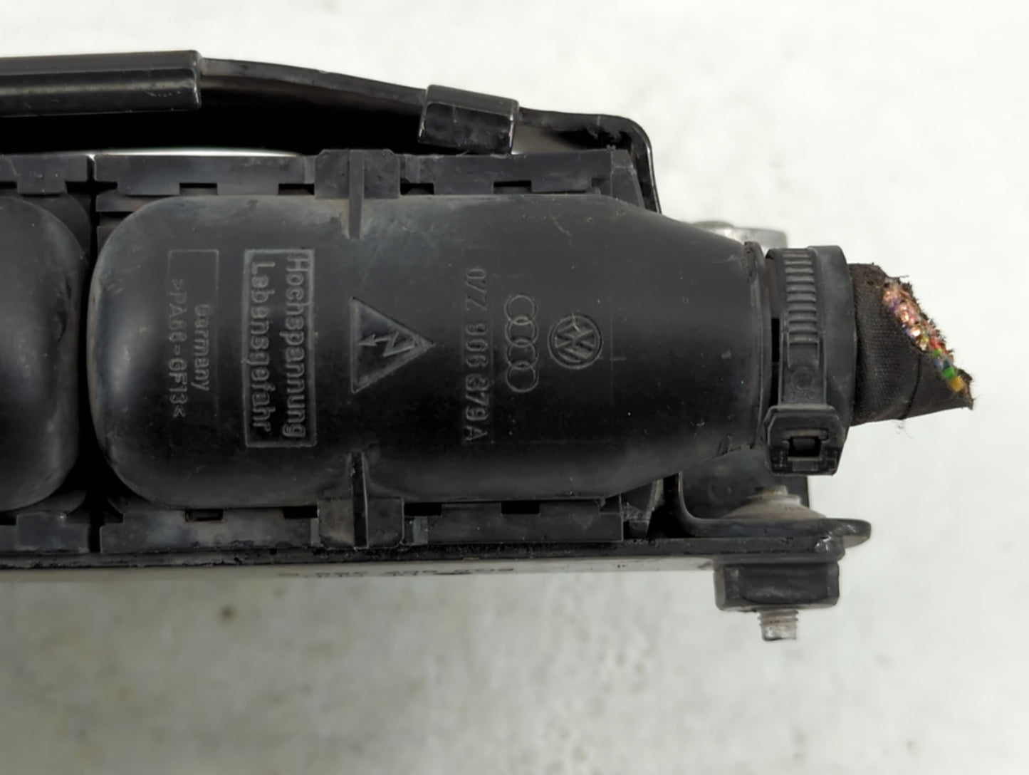2011 Volkswagen Tiguan PCM Engine Control Computer ECU ECM PCU OEM P/N:06J 906 027 R Fits OEM Used Auto Parts - Oemusedautop