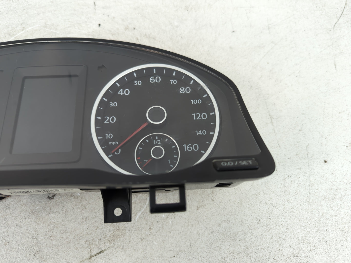 2011 Volkswagen Tiguan Instrument Cluster Speedometer Gauges P/N:5N0920 972B 5N0920972B, 5N0920972BX Fits OEM Used Auto Part