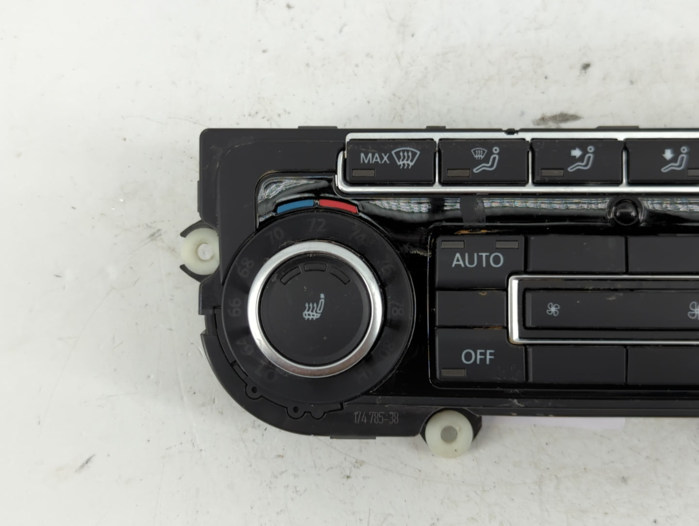 2010-2011 Volkswagen Tiguan Climate Control Module Temperature AC/Heater Replacement P/N:5K0 907 044 CF Fits Fits 2010 2011 