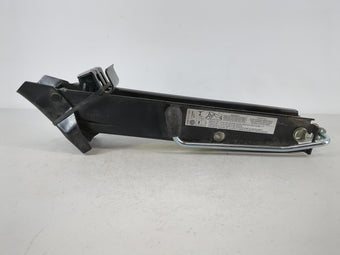 compare product 2011 Volkswagen Tiguan Spare Scissor Car Jack