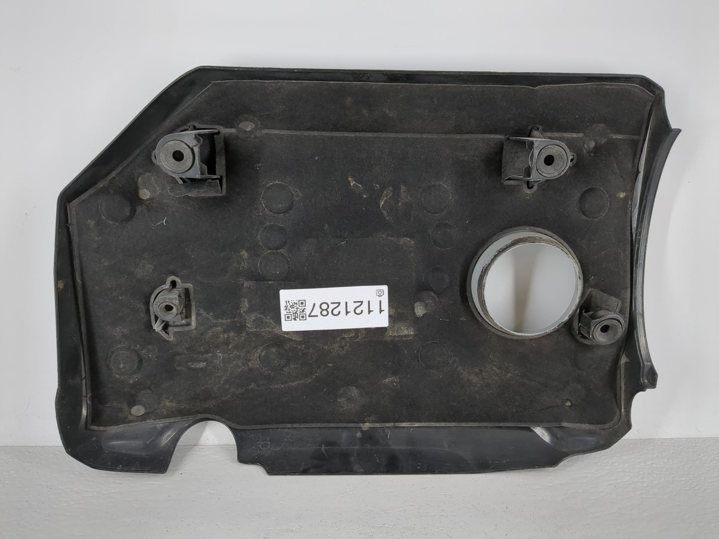 2011 Volkswagen Tiguan Engine Cover - Oemusedautoparts1.com