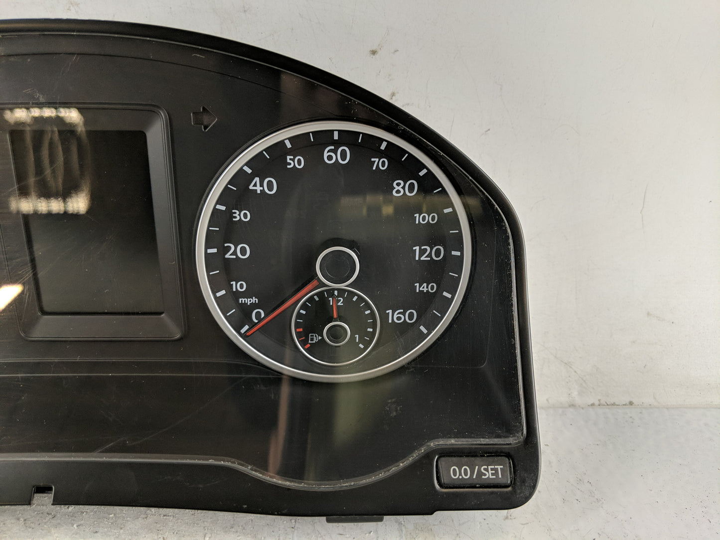 2011 Volkswagen Tiguan Instrument Cluster Speedometer Gauges Fits OEM Used Auto Parts - Oemusedautoparts1.com