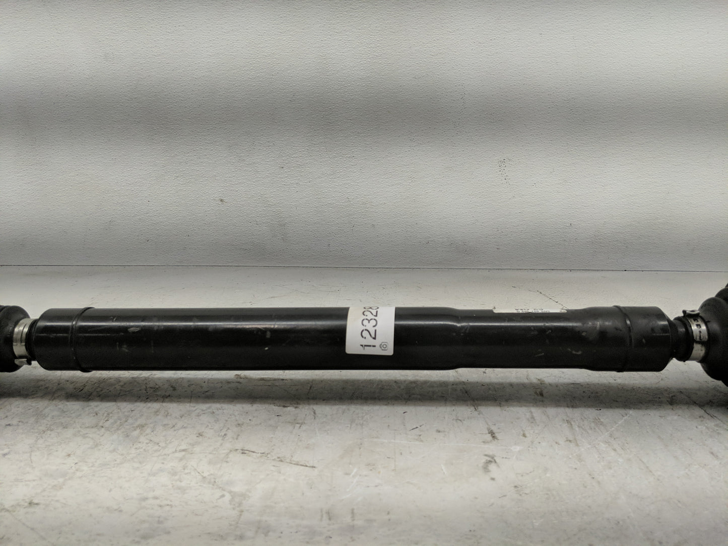 2009-2017 Volkswagen Tiguan Axle Shaft Front Driver Cv C/v - Oemusedautoparts1.com