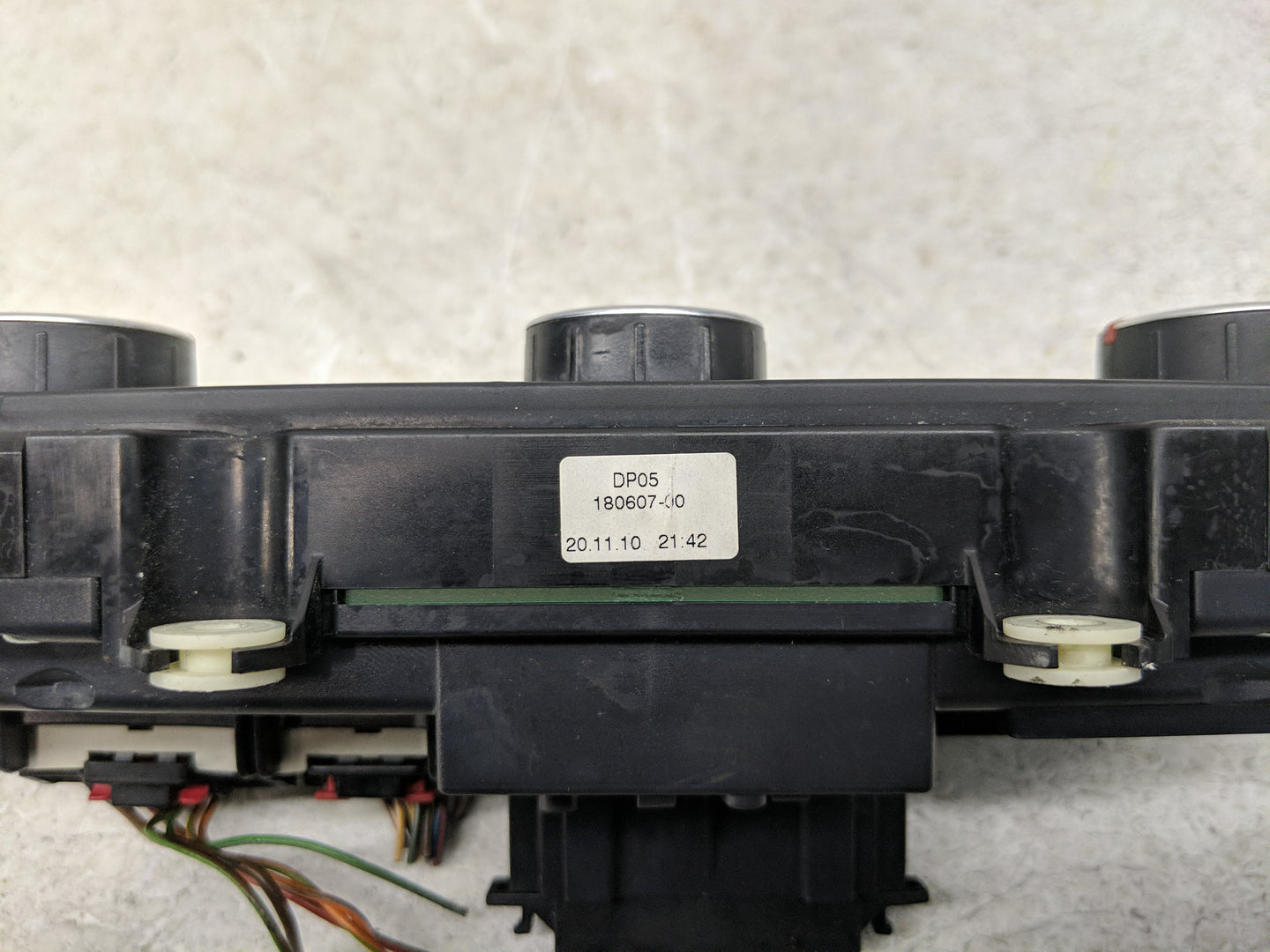 2010-2011 Volkswagen Tiguan Climate Control Module Temperature AC/Heater Replacement Fits Fits 2010 2011 2012 2013 2014 OEM 