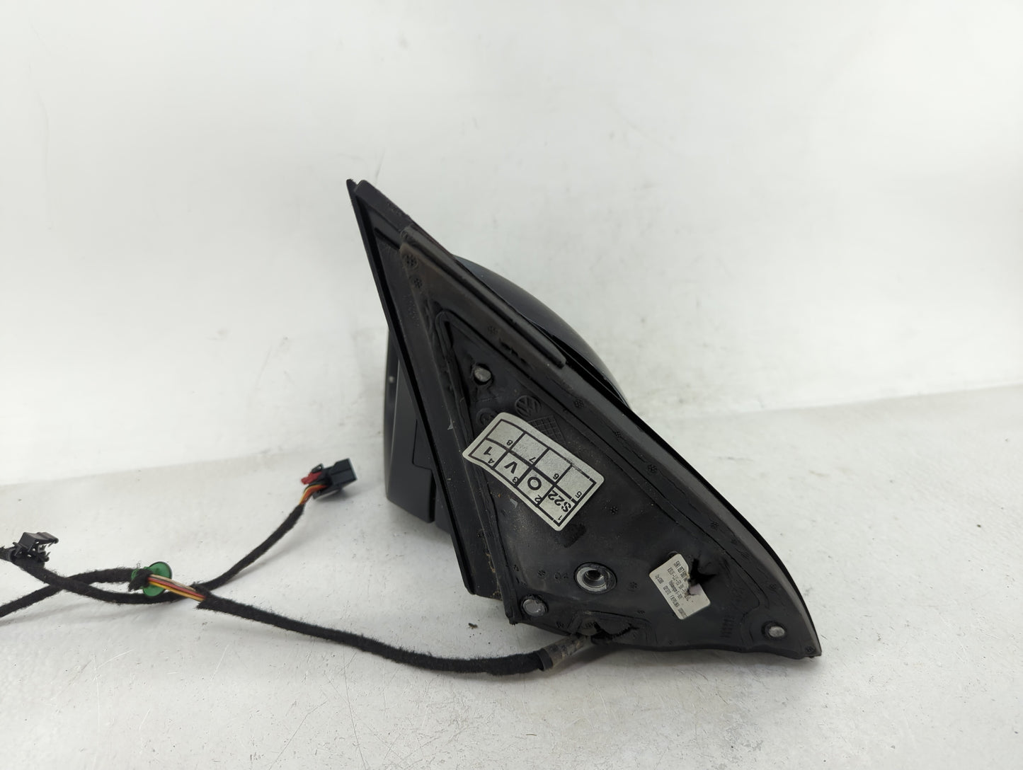 2009-2018 Volkswagen Tiguan Driver Side View Mirror - Left Door Mirror OEM Used - Oemusedautoparts1.com