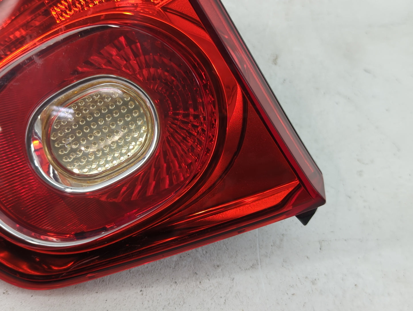 2009-2011 Volkswagen Tiguan Tail Light Assembly Driver Left OEM P/N:5N0 945 093 C Fits Fits 2009 2010 2011 OEM Used Auto Par