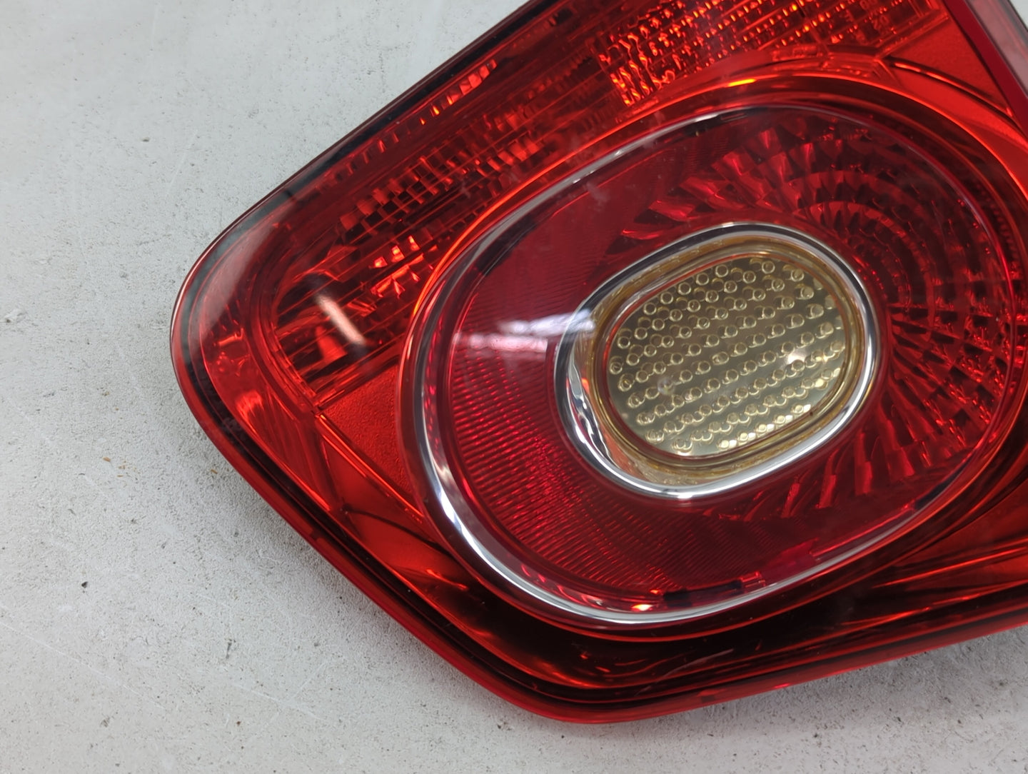 2009-2011 Volkswagen Tiguan Tail Light Assembly Driver Left OEM P/N:5N0 945 093 C Fits Fits 2009 2010 2011 OEM Used Auto Par