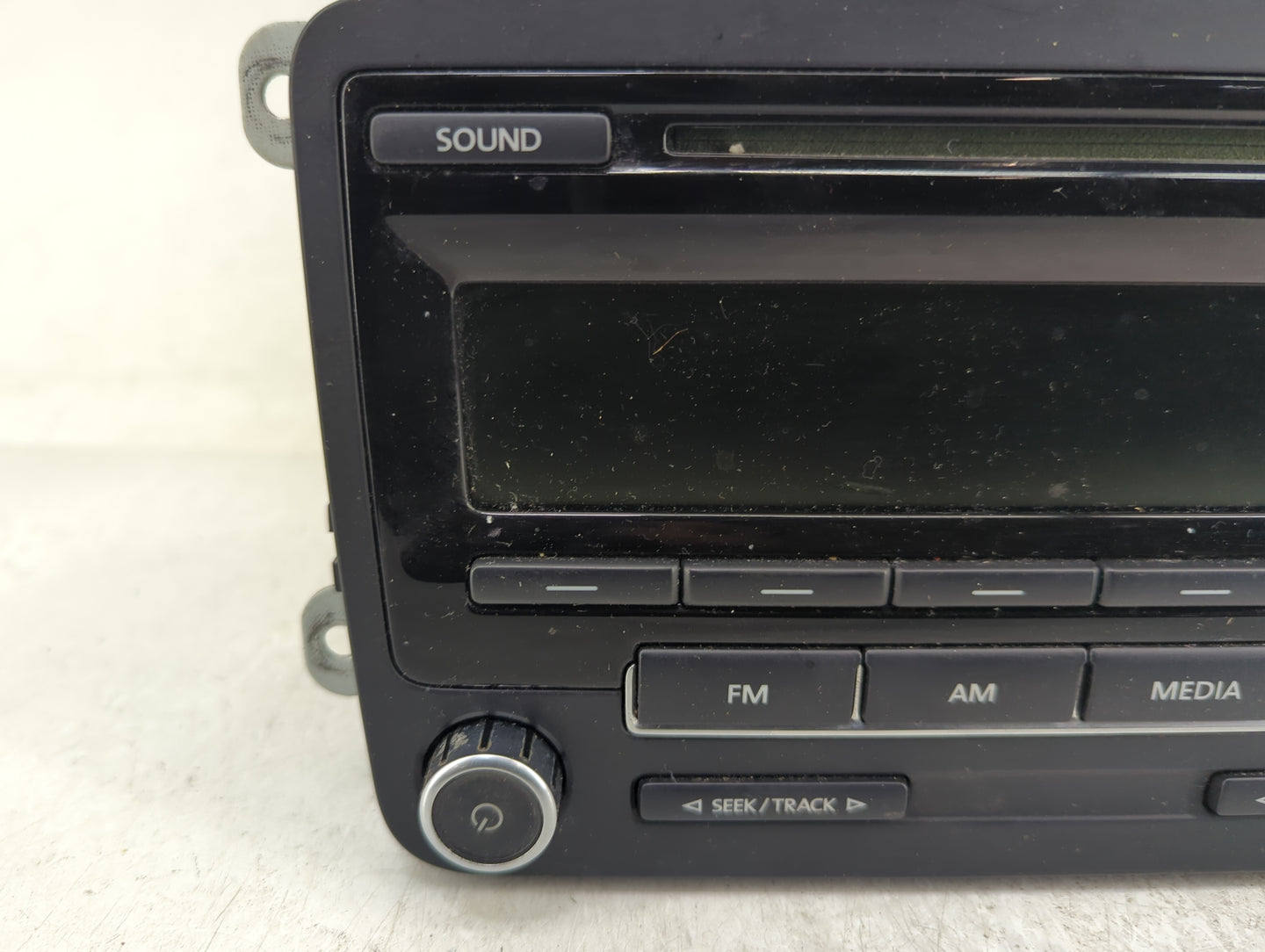 2009-2017 Volkswagen Tiguan Radio AM FM Cd Player Receiver Replacement P/N:5N0 035 164 D 5N0 035 164 A Fits OEM Used Auto Pa