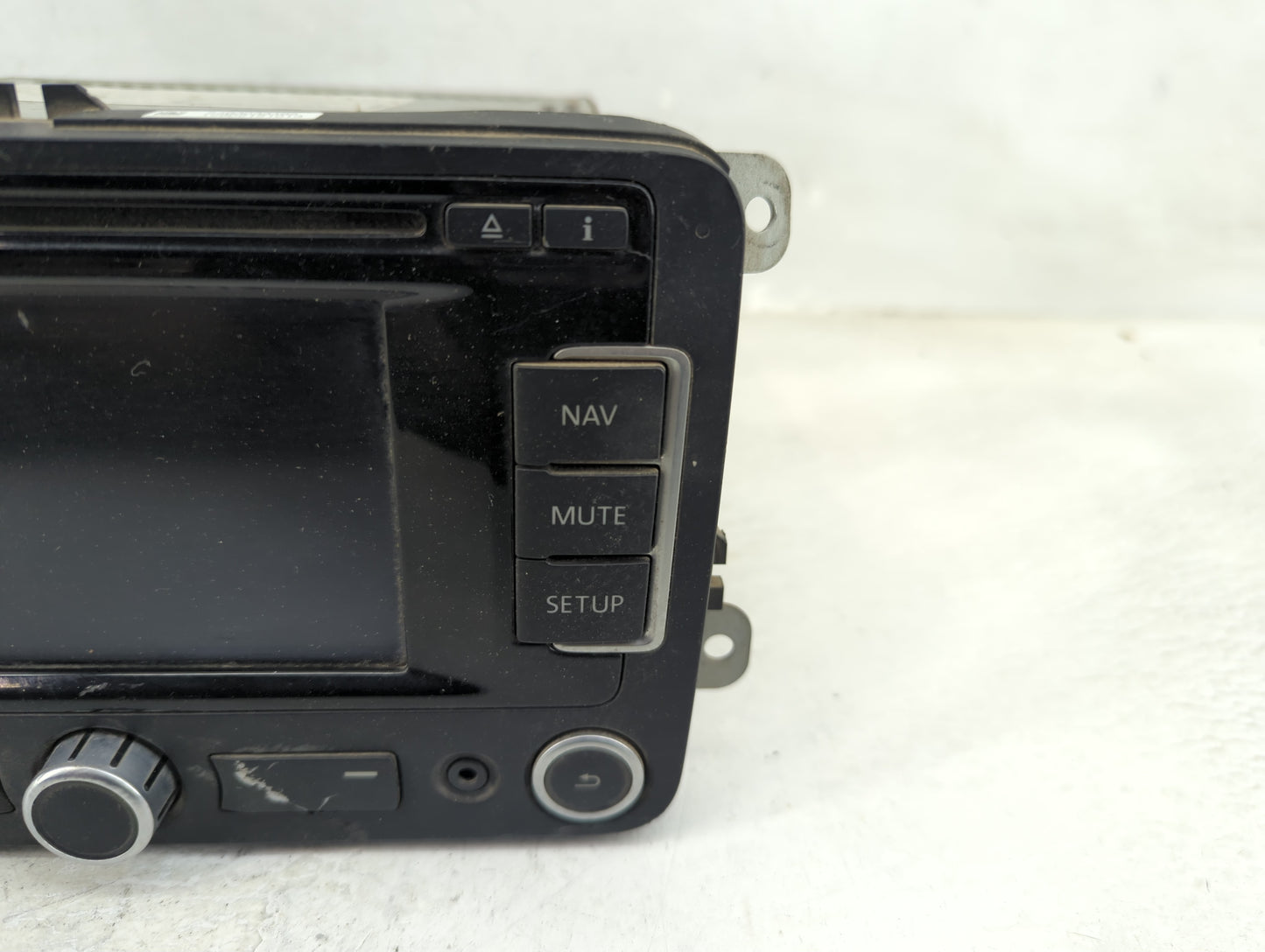 2009-2017 Volkswagen Tiguan Radio AM FM Cd Player Receiver Replacement P/N:1K0 035 274 Fits OEM Used Auto Parts - Oemusedaut
