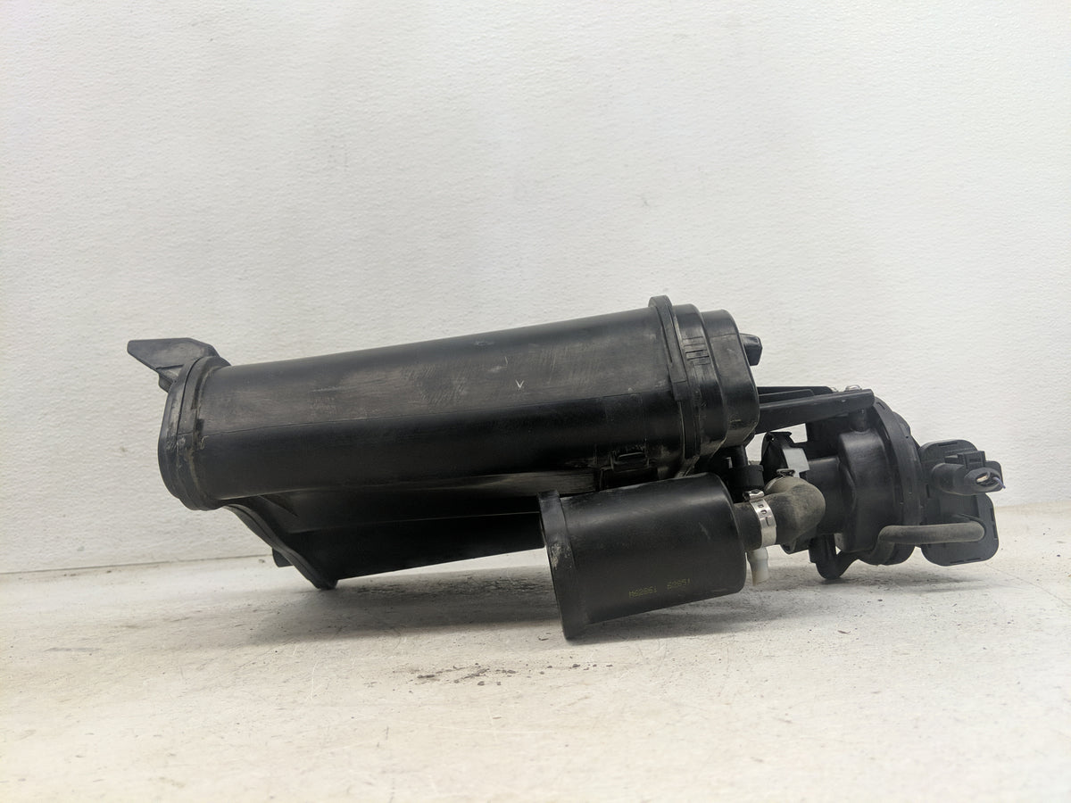 2011 Volkswagen Tiguan Fuel Vapor Charcoal Canister - Oemusedautoparts1.com