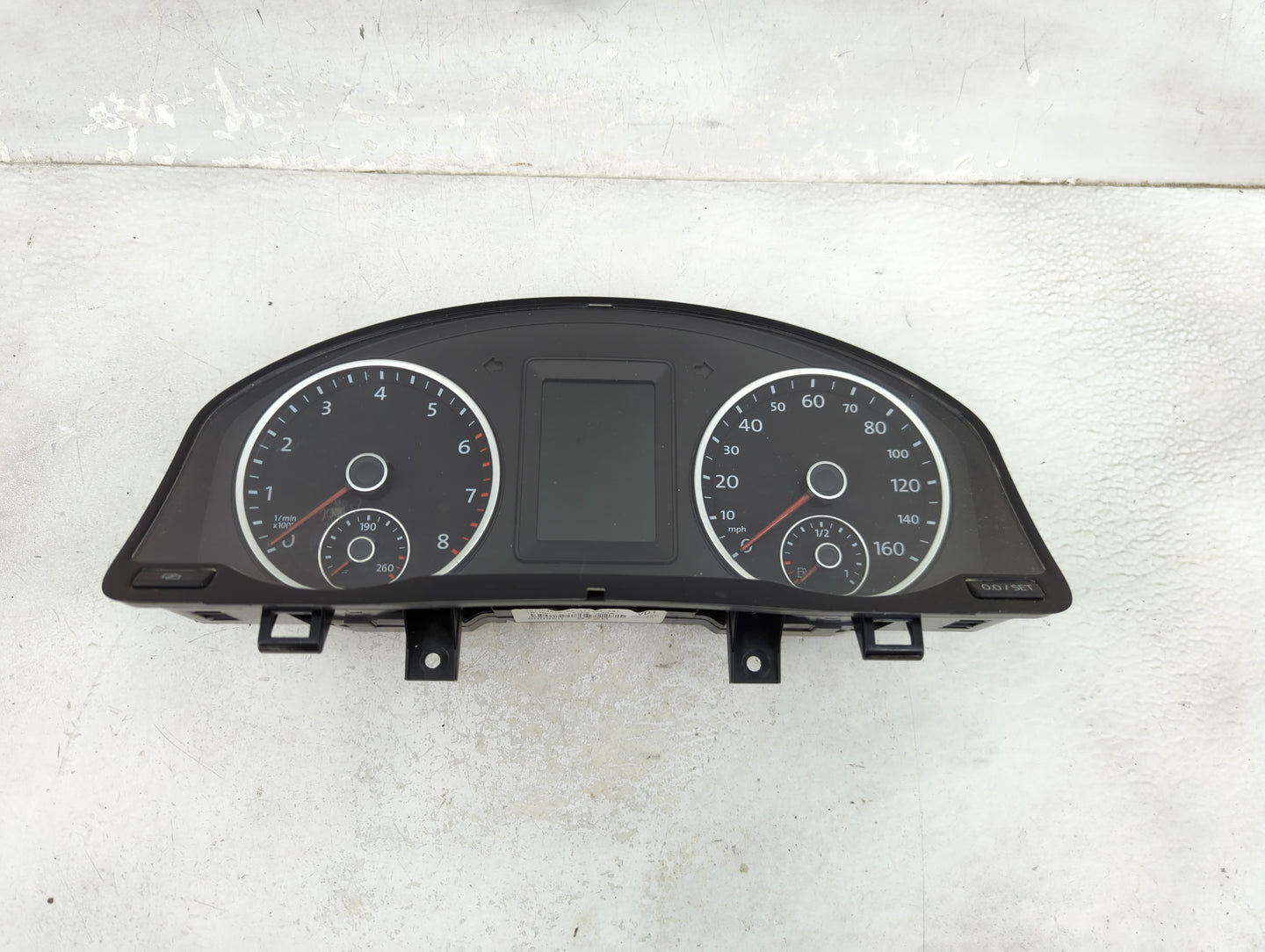 2011 Volkswagen Tiguan Instrument Cluster Speedometer Gauges P/N:5N0920972B Miles:84K Fits OEM Used Auto Parts - Oemusedauto