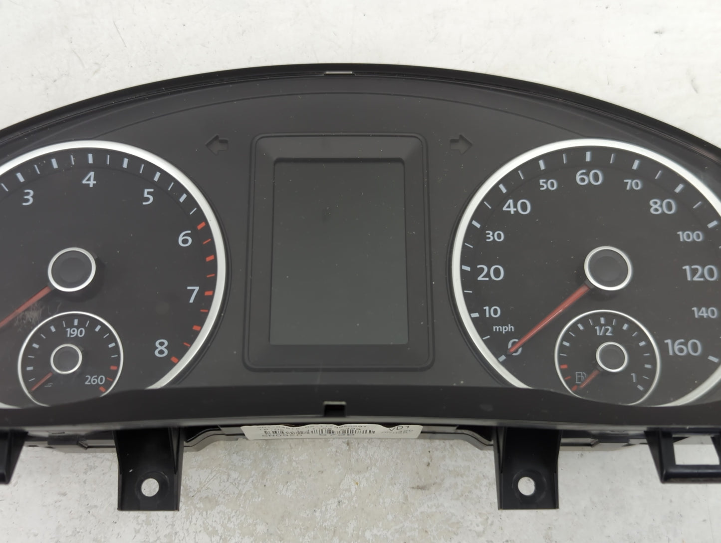 2011 Volkswagen Tiguan Instrument Cluster Speedometer Gauges P/N:5N0920972B Miles:84K Fits OEM Used Auto Parts - Oemusedauto