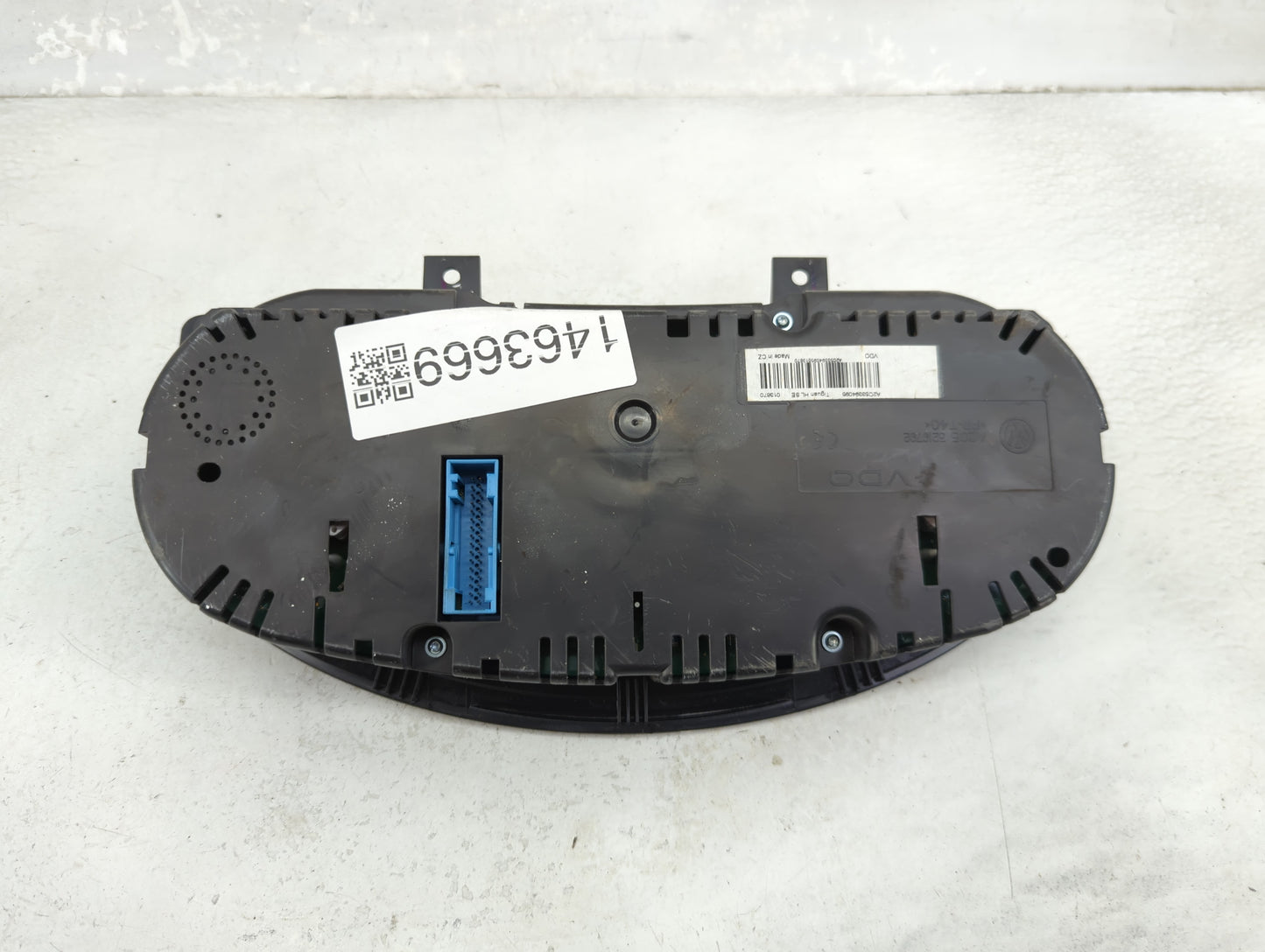 2011 Volkswagen Tiguan Instrument Cluster Speedometer Gauges P/N:5N0920972B Miles:84K Fits OEM Used Auto Parts - Oemusedauto